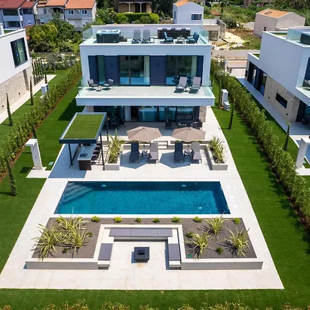 In Nova Vas With Sauna Πόρετς