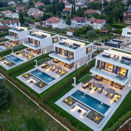 In Nova Vas With Sauna * Πόρετς